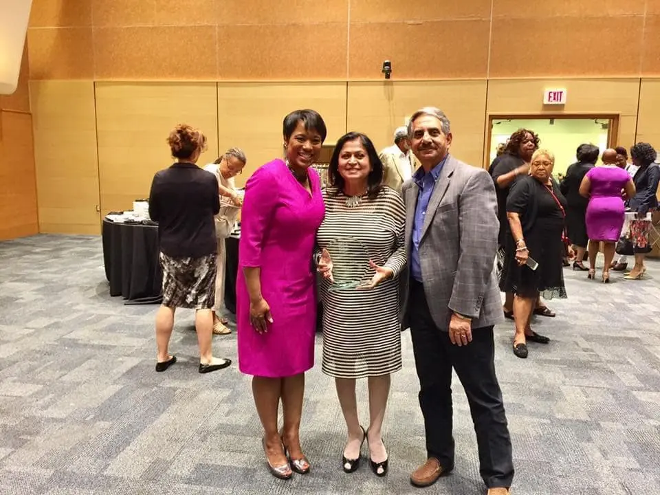 MD.Praise.Hall-of-Fame-Woman-of-Color-Inductee-2017-min